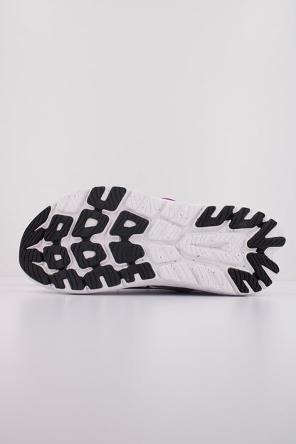 HOKA KAWANA  en color WLW  (5)
