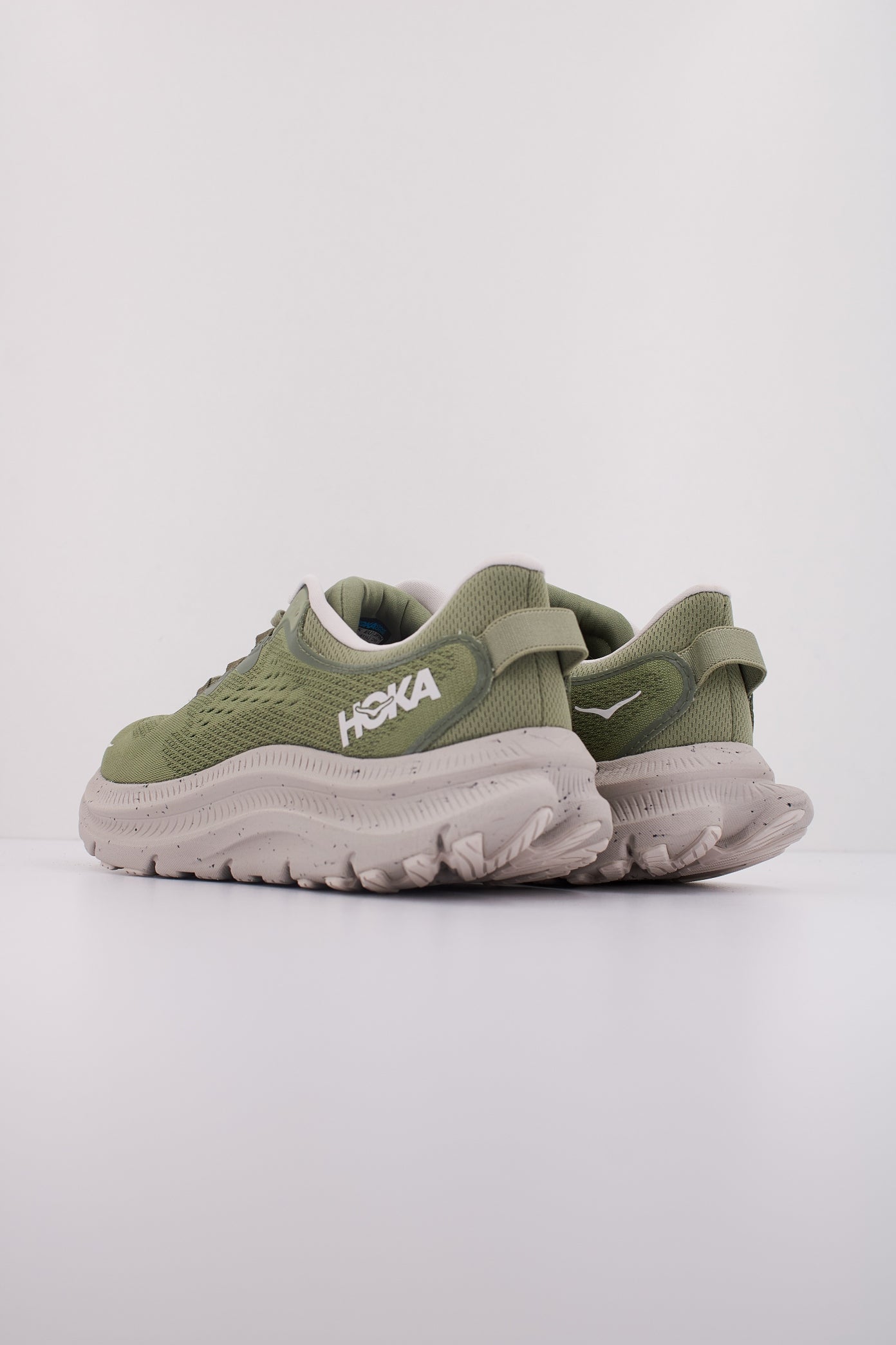 HOKA KAWANA  en color SSS  (4)
