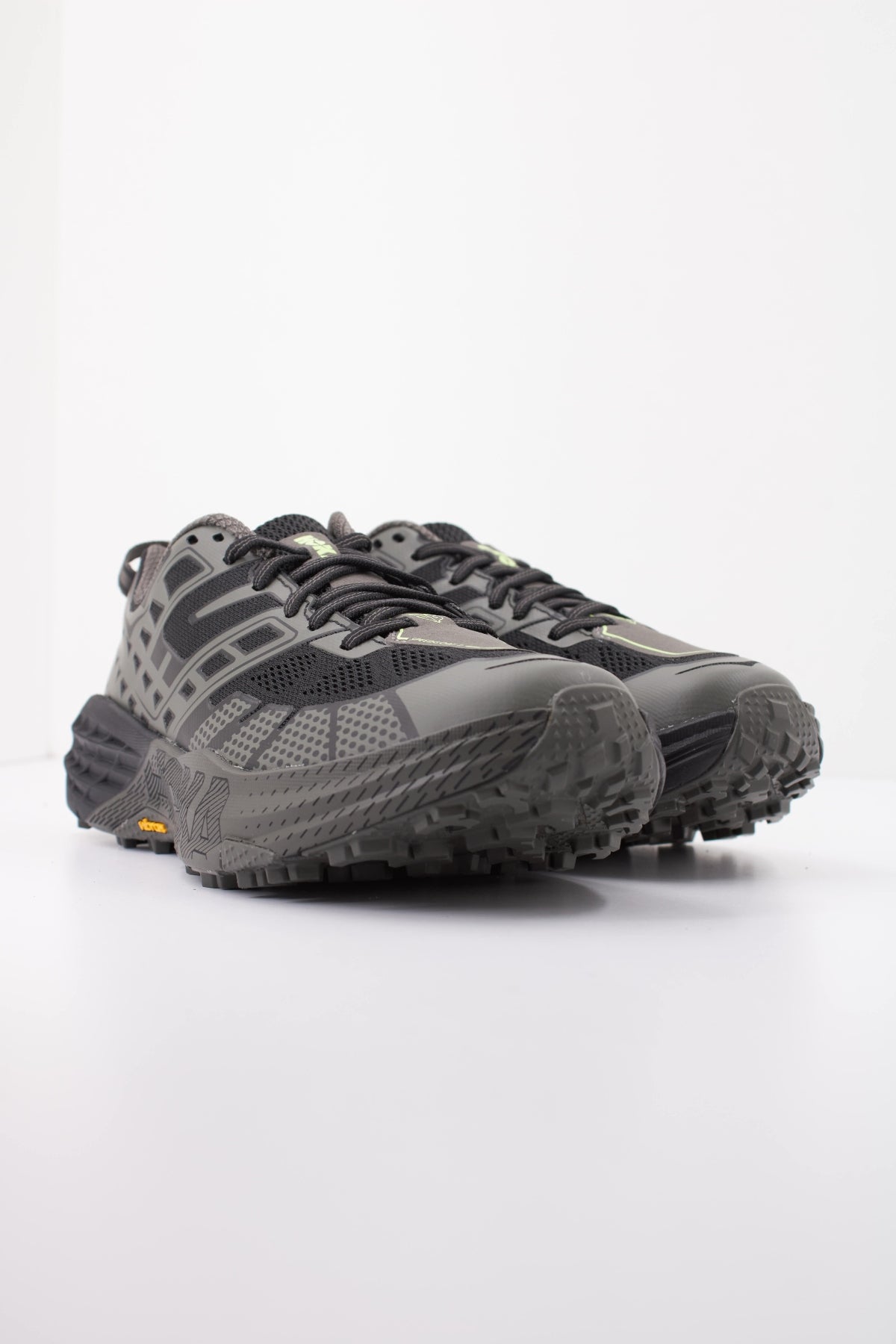 HOKA HO ZAPATILLA  en color BHL  (2)
