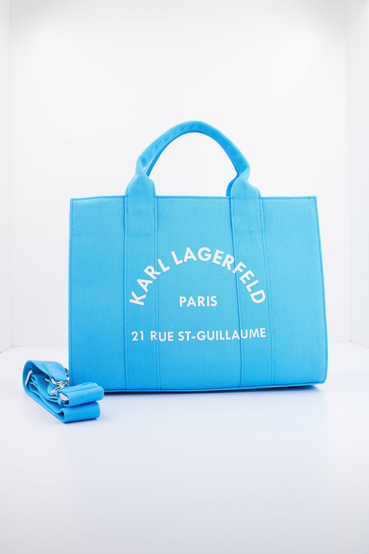 KARL LAGERFELD RSG SQUARE MEDIUM TO en color A BLUE  (1)