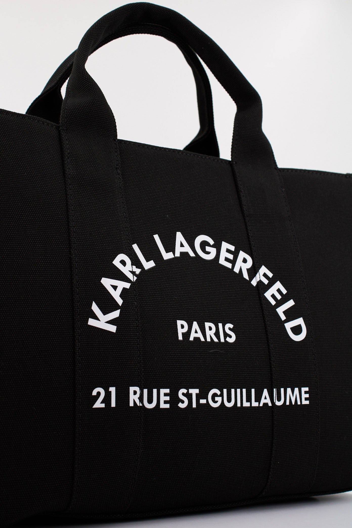 KARL LAGERFELD RSG SQUARE MEDIUM TO en color A BLACK  (4)