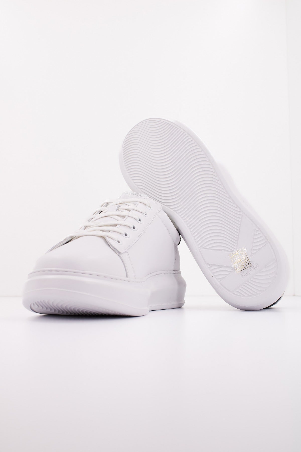 KARL LAGERFELD KAPRI MENS en color  WHITE  (4)