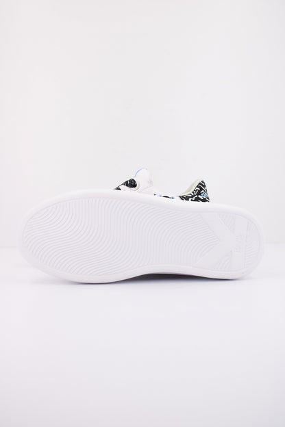 KARL LAGERFELD KAPRI KEYCHAIN en color  WHTBLC  (5)