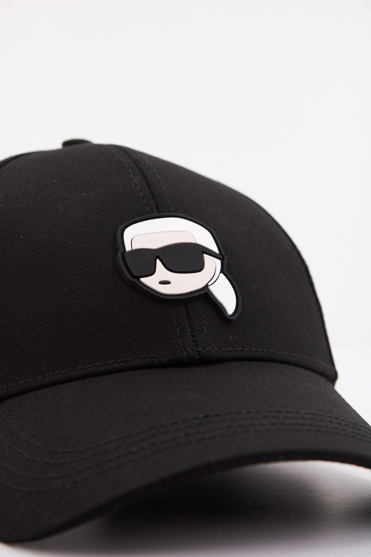 KARL LAGERFELD K/IKONIK . CAP en color A BLACK  (4)