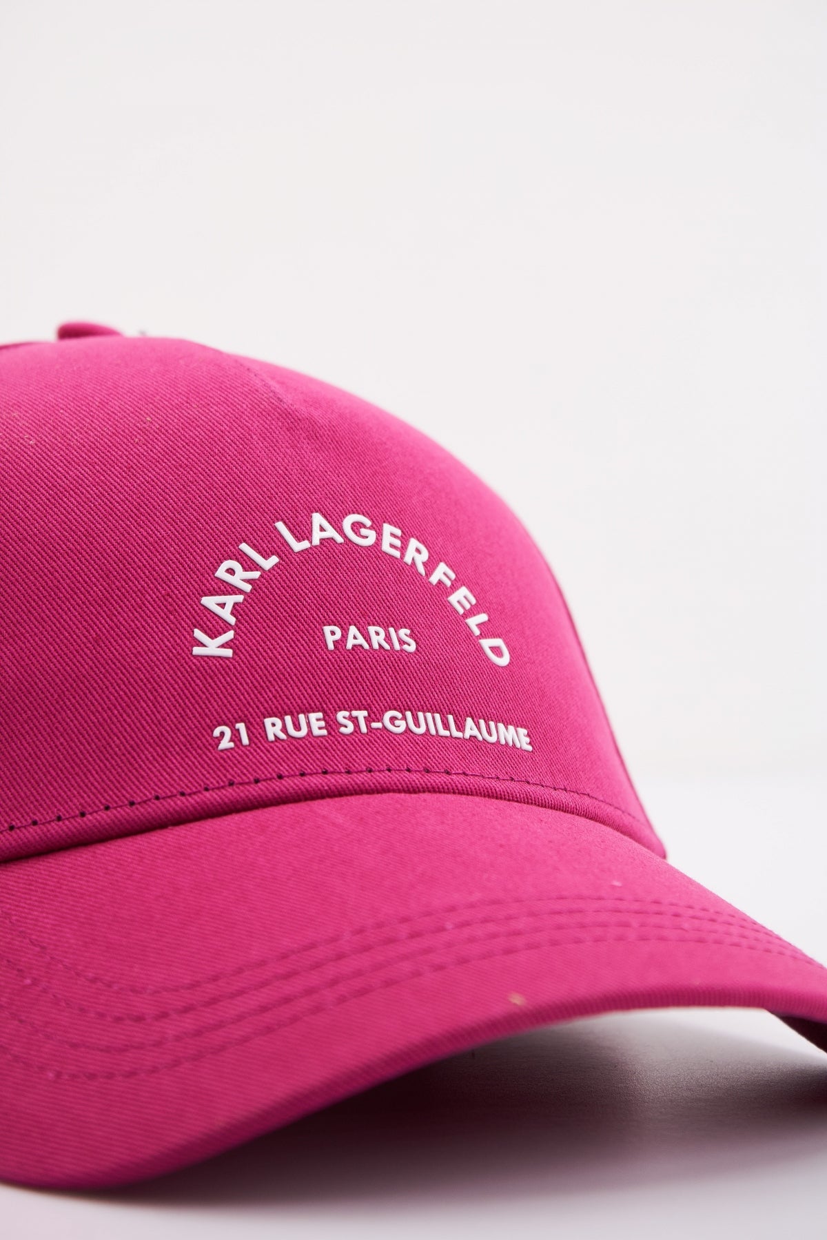 KARL LAGERFELD RSG CAP en color A RED  (4)