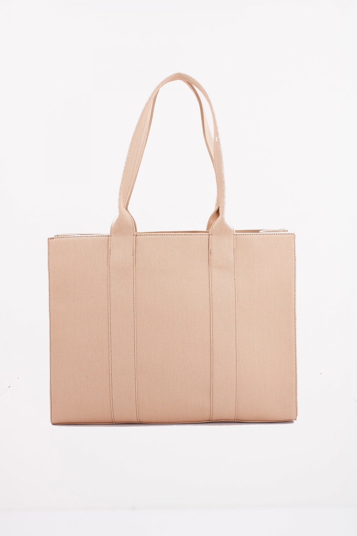 KARL LAGERFELD RSG SQUARE LARGE TOT en color A SAND  (3)