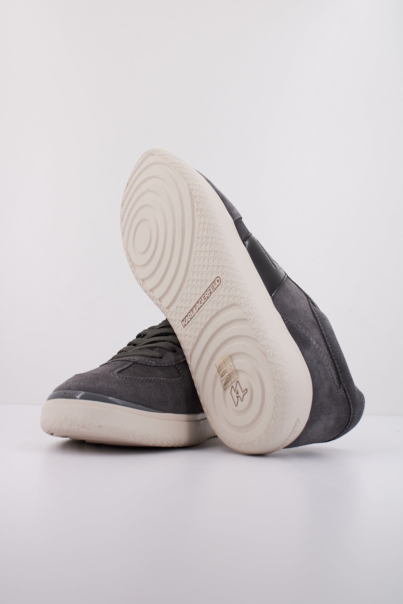 KARL LAGERFELD ATLAS MAISON BAND LO en color  GREY  (5)