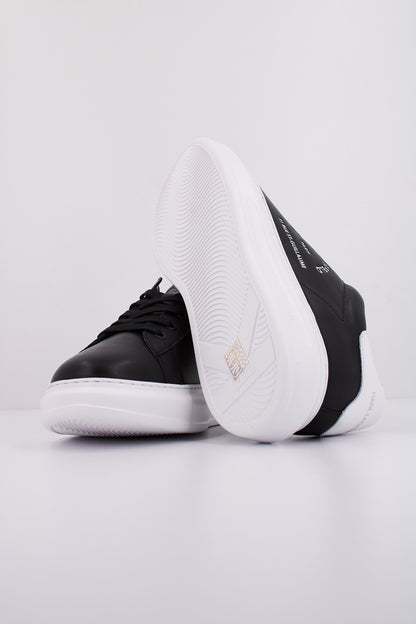 KARL LAGERFELD KAPRI MENS MAISON KA en color  BLACK  (5)