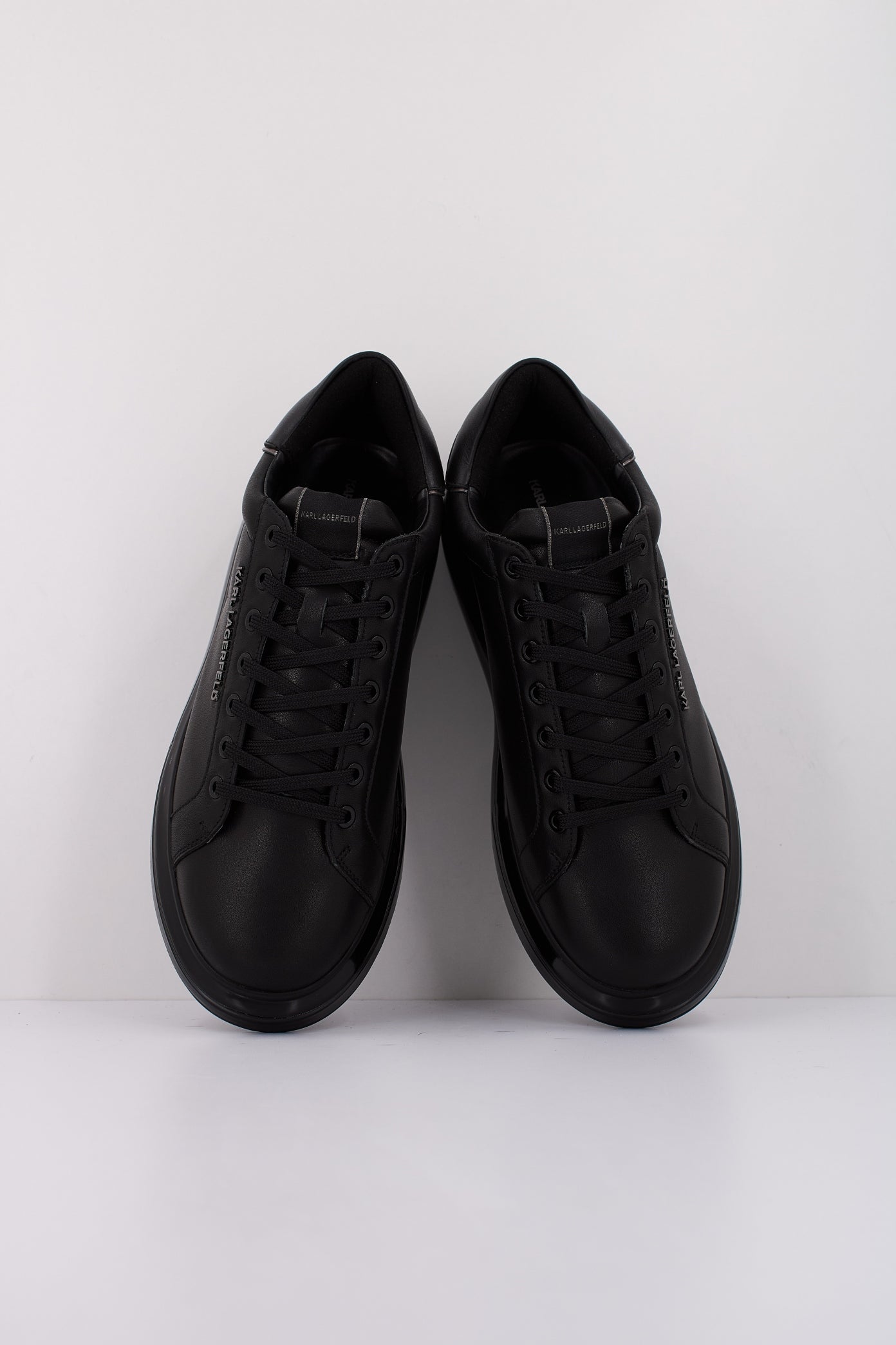 KARL LAGERFELD KAPRI KUSHION LO LAC en color X BLACK  (3)