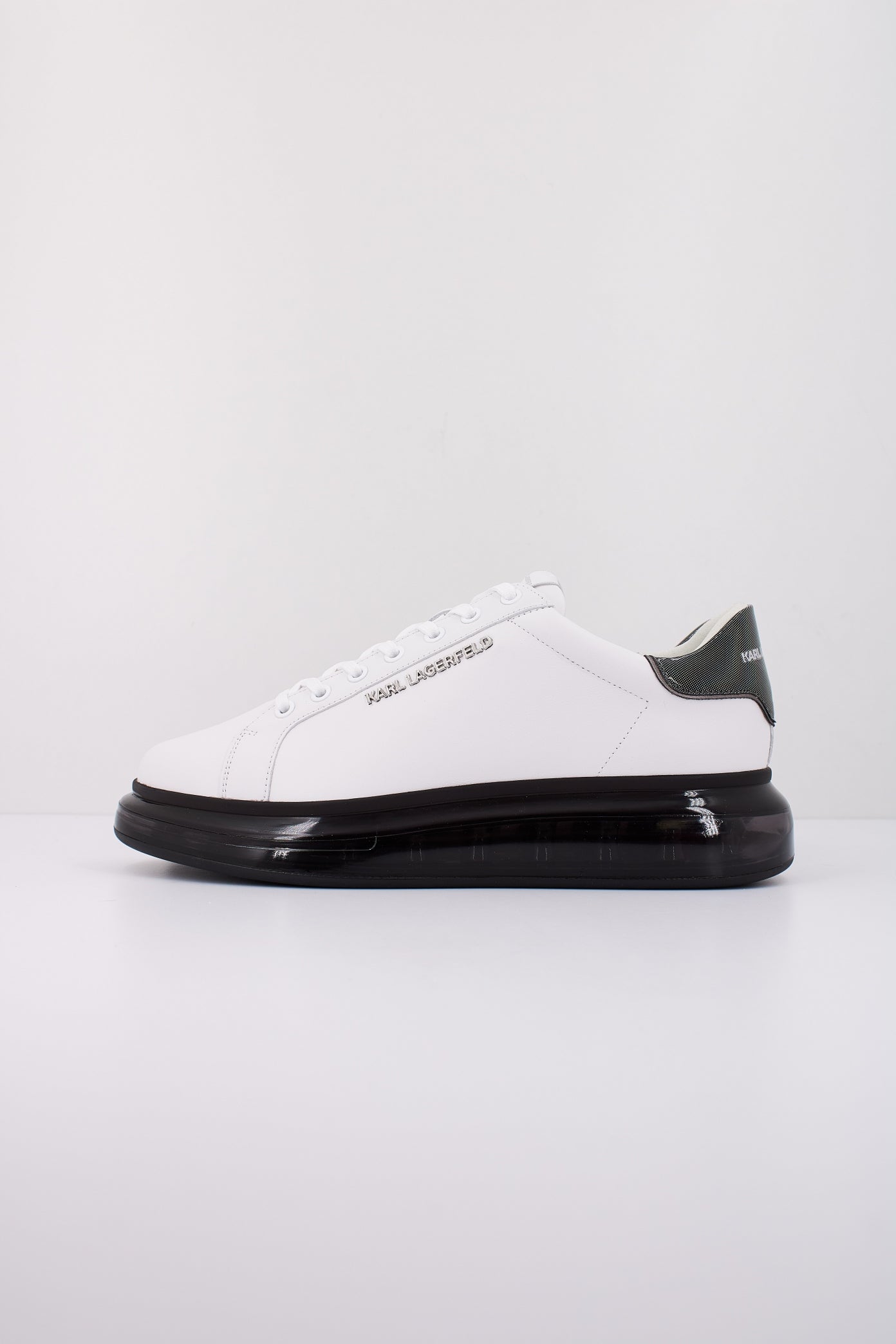 KARL LAGERFELD KAPRI KUSHION LO LAC en color  WHITE  (1)