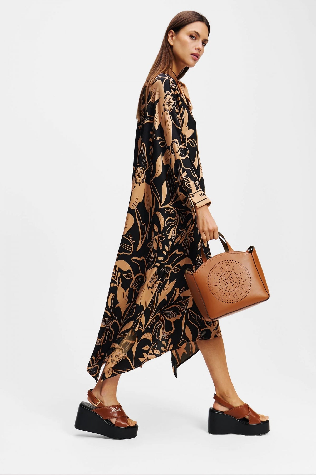 KARL LAGERFELD K CIRCLE SM TOTE PER en color DRKTAN  (4)