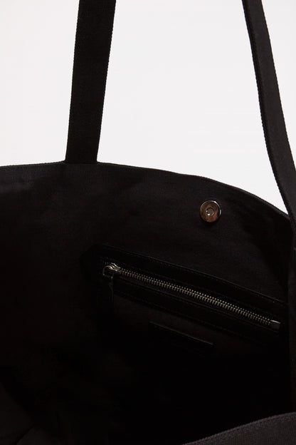 KARL LAGERFELD K ESSENTIAL BIG LOGO en color BLKWHT  (3)