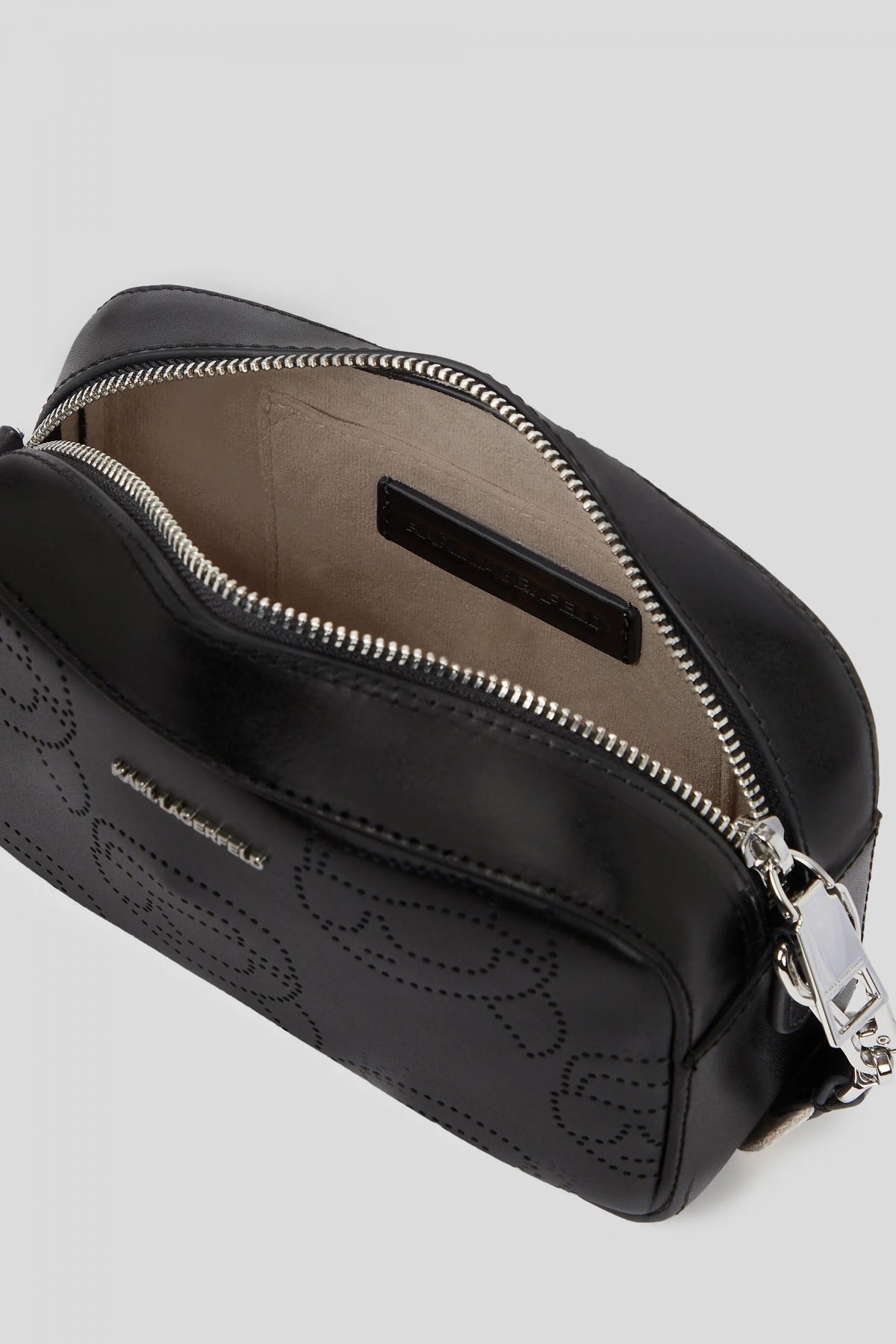 KARL LAGERFELD IKON LEATHER PERFORA en color BLACK  (3)