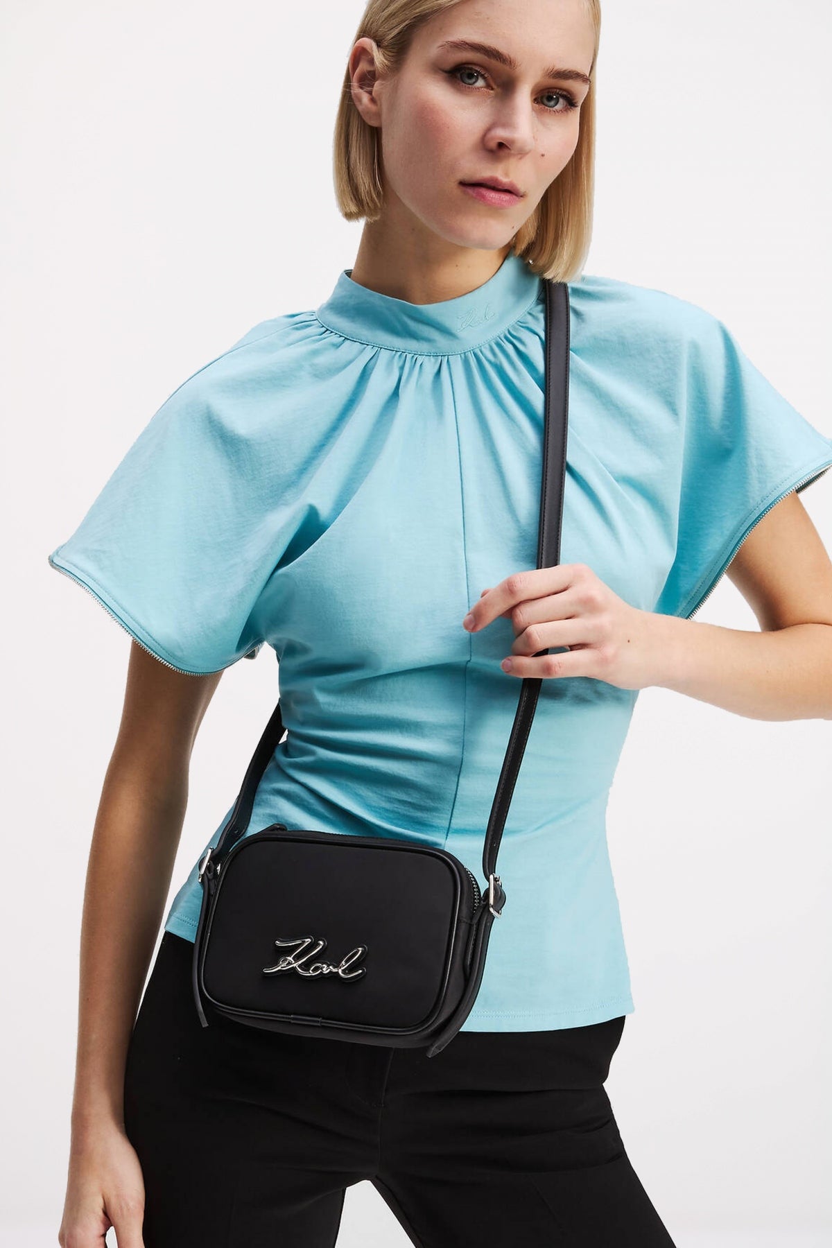 KARL LAGERFELD K SIGNATURE NYLON CB en color BLKNKL  (4)
