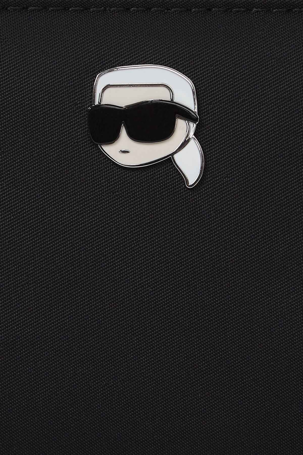 KARL LAGERFELD  IKON NYLON PIN SM Z en color BLACK  (4)