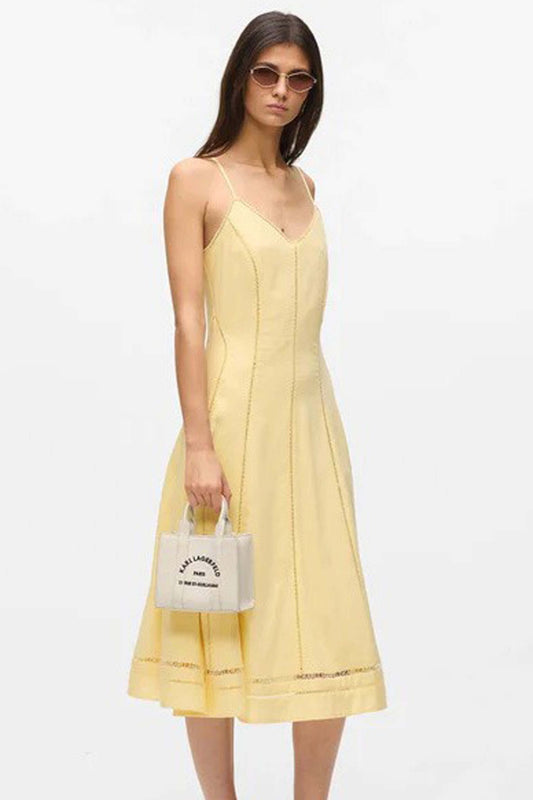 KARL LAGERFELD  MN SQUARE TOTE PEB  en color OFFWHT  (1)