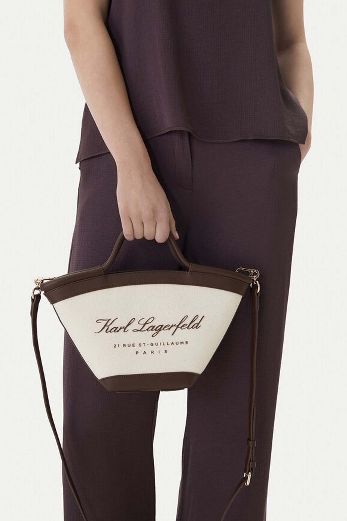 KARL LAGERFELD BW  en color NTURAL  (1)