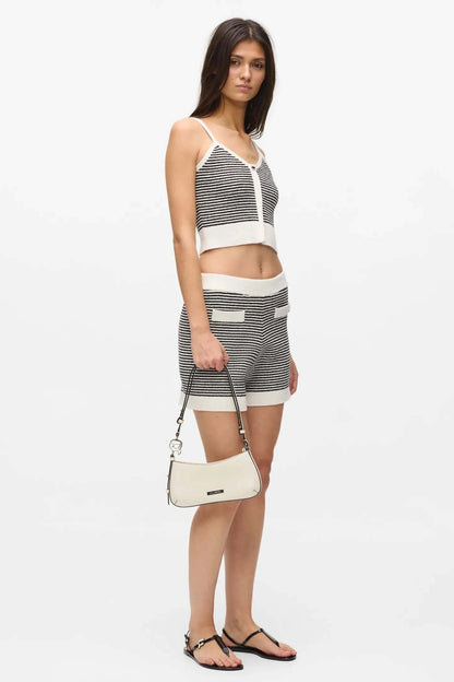 KARL LAGERFELD  SMOOTH OUTLINE MINI en color OFFWHT  (1)