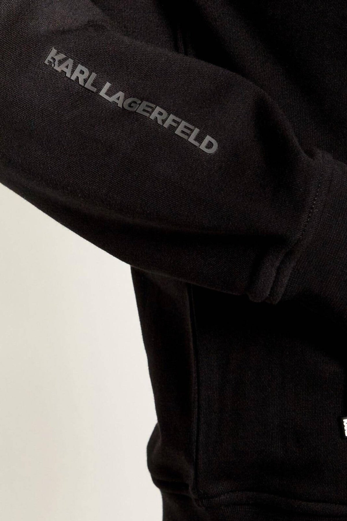KARL LAGERFELD SWEAT HOODY NOS en color   (3)