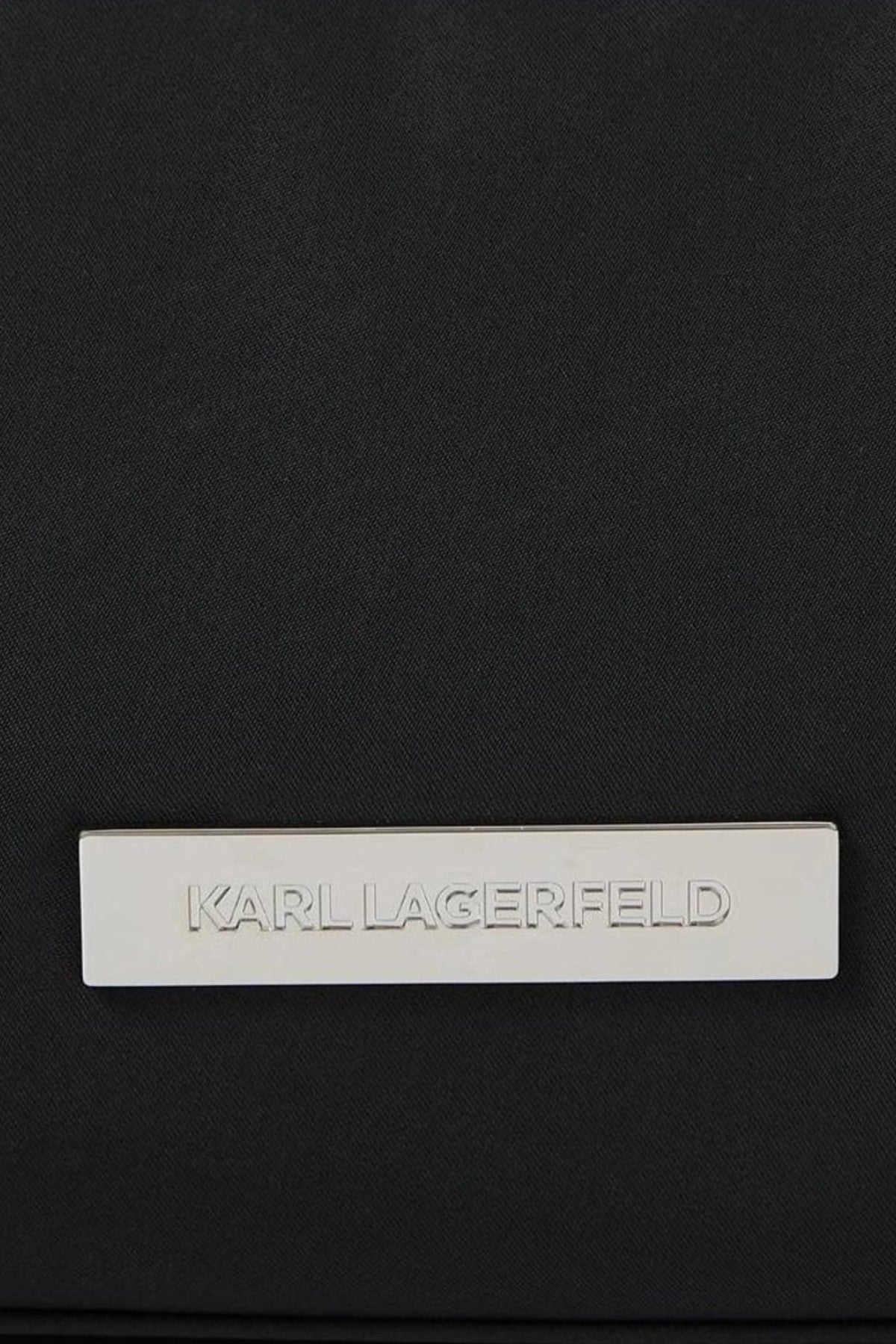 KARL LAGERFELD BW IKON en color   (4)