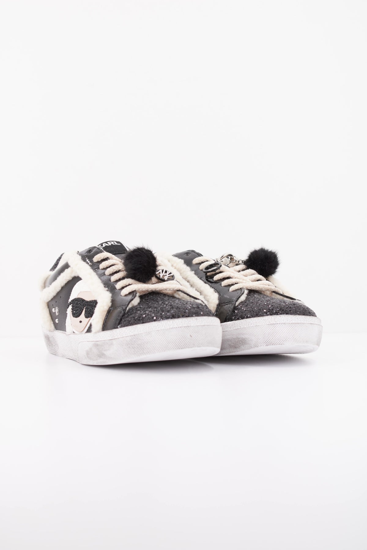 KARL LAGERFELD SKOOL IKONIC PEEP LI en color BLK  (2)