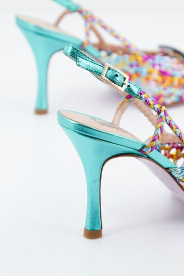 SOFIA PERALTA SP en color ZEUS  (3)