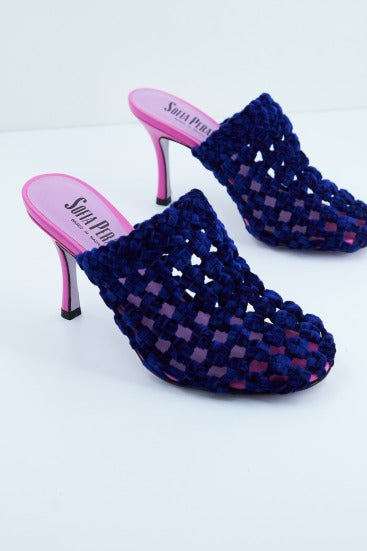 SOFIA PERALTA SP  en color AZUL  (1)