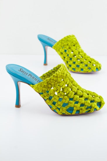 SOFIA PERALTA SP  en color MOSTAZA  (2)