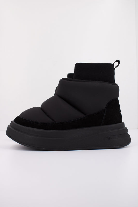 ASH INDOOR en color BLACK  (1)