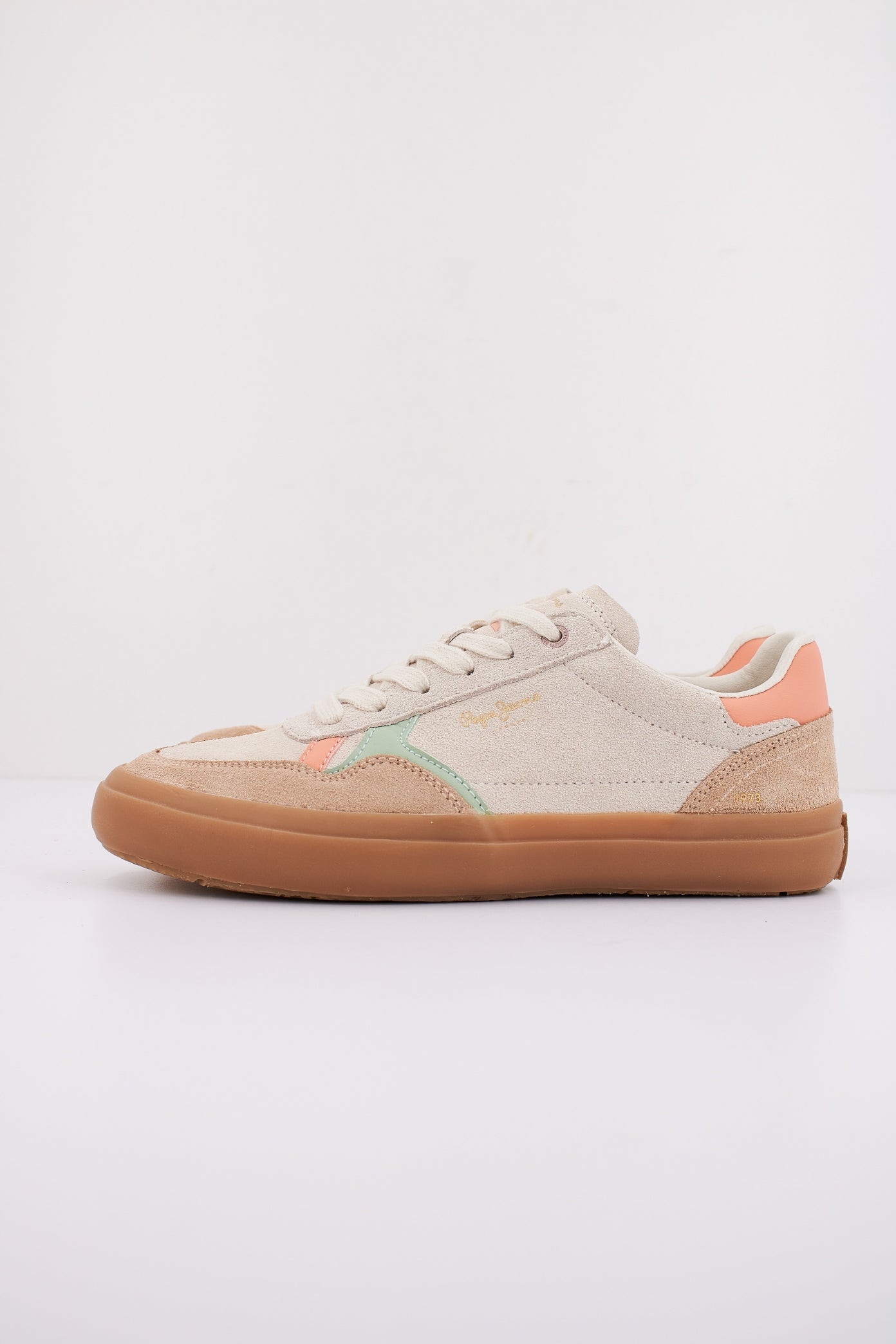 PEPE JEANS TRAVIS RETRO W en color CHALK  (1)
