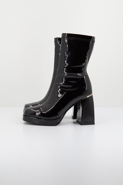 EXÉ T ME en color BLACK  (1)