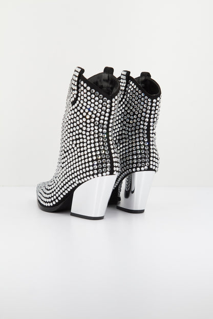 EXÉ T ME en color BLACK  (3)