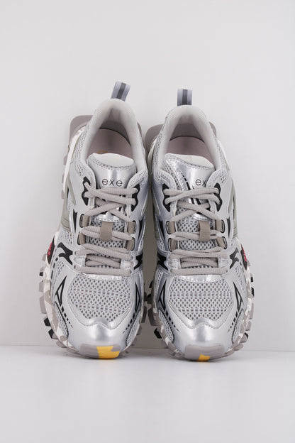 EXÉ  E en color GREY  (3)