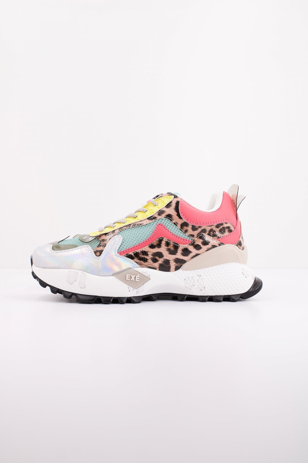 EXÉ D E en color BLUSVR  (1)