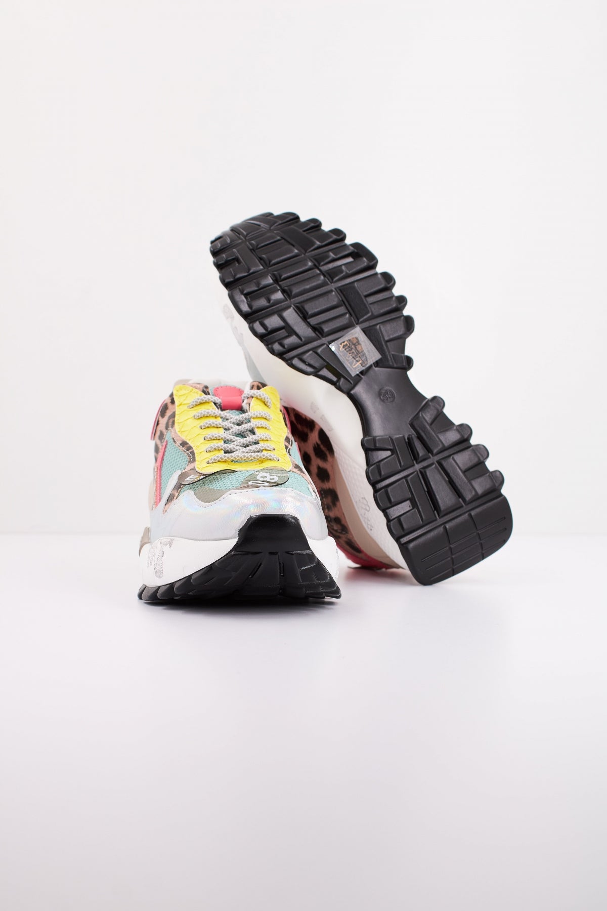 EXÉ D E en color BLUSVR  (5)