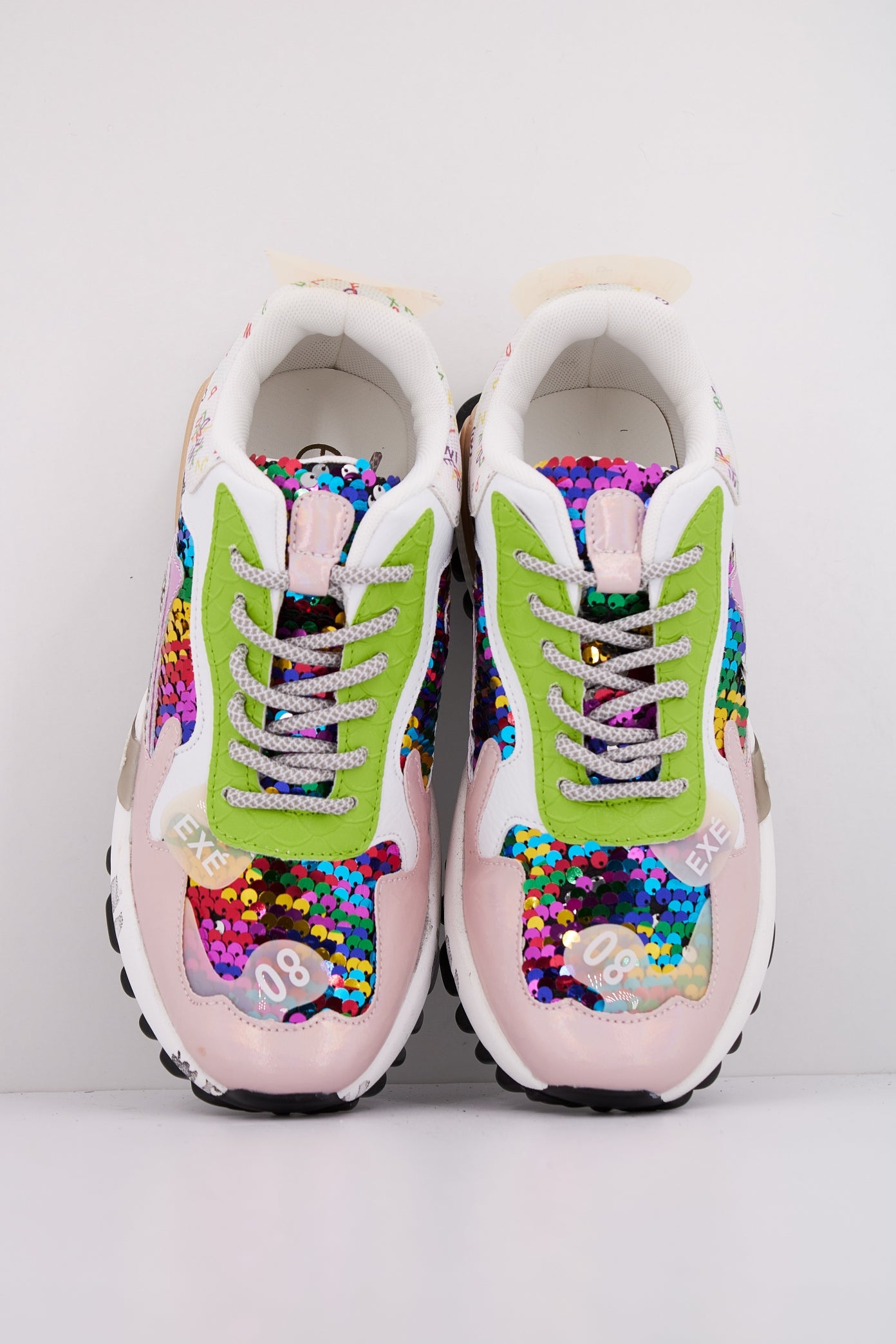 EXÉ D E en color WHTPNK  (3)