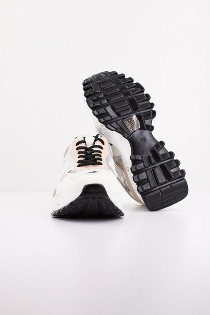 EXÉ D E en color WHTSVR  (5)