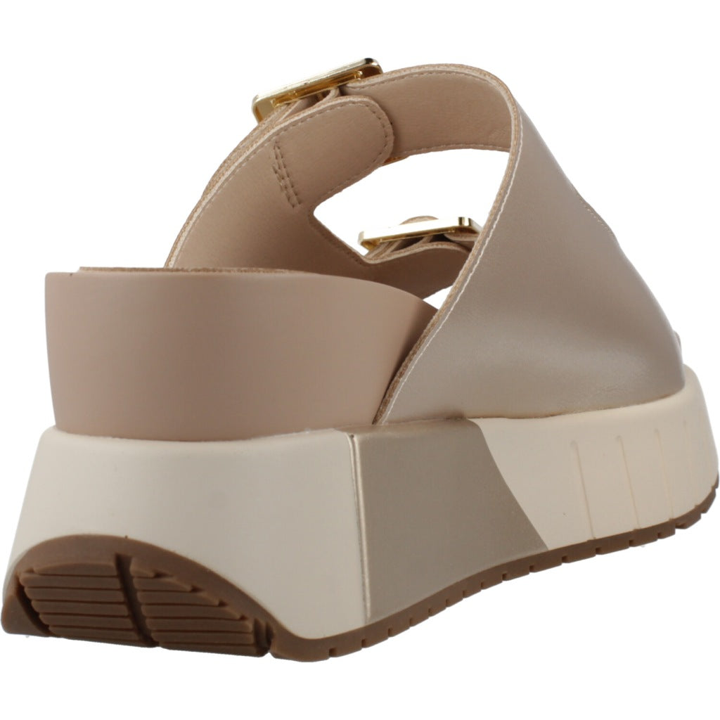 EXÉ OLIVIA  en color GLDWHT  (3)