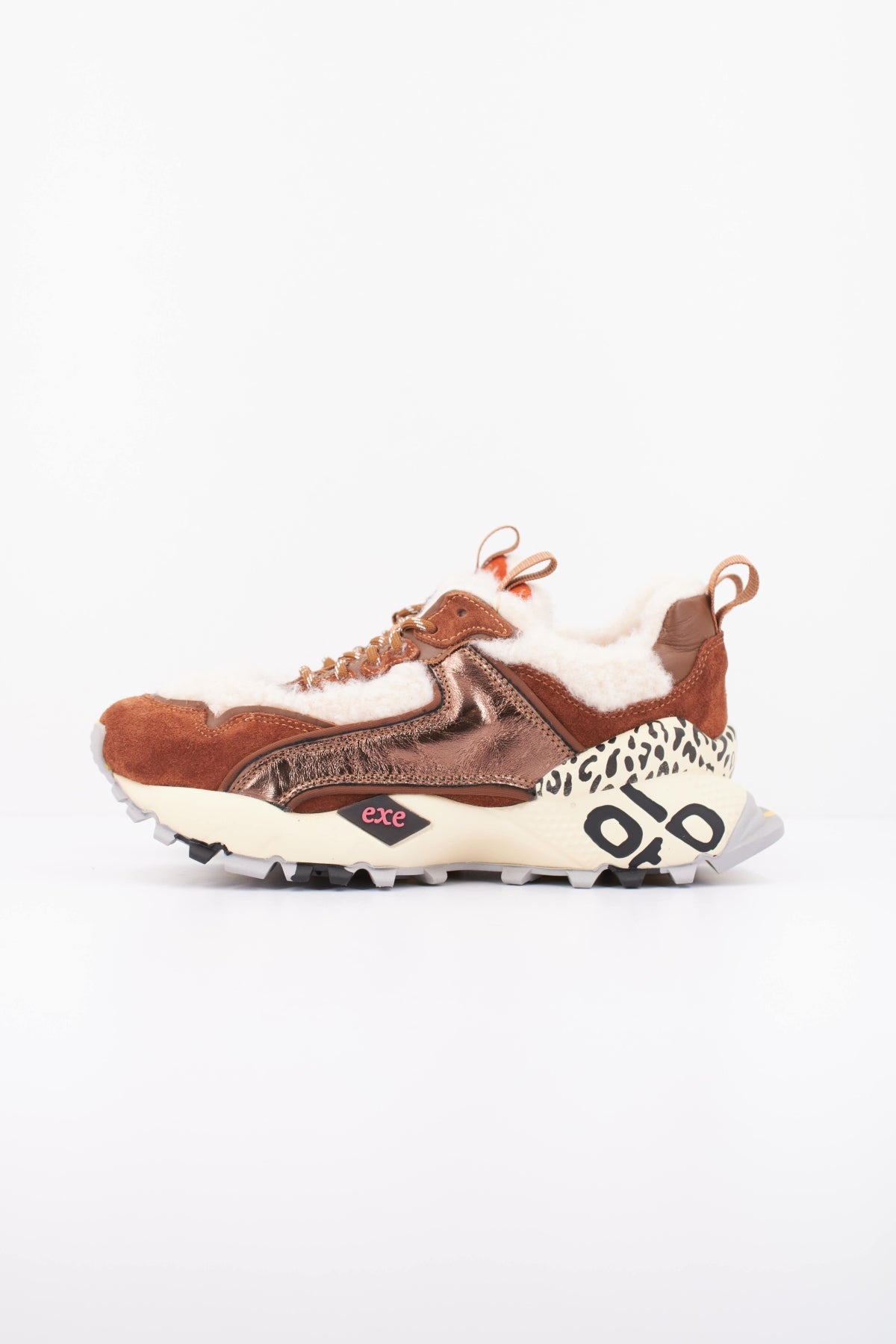 EXÉ   FUR DEPORTIVO en color BRNBRZ  (1)