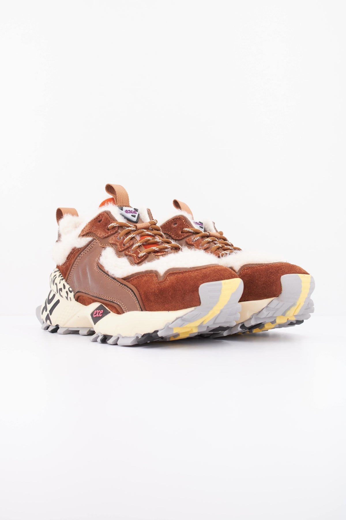 EXÉ   FUR DEPORTIVO en color BRNBRZ  (2)