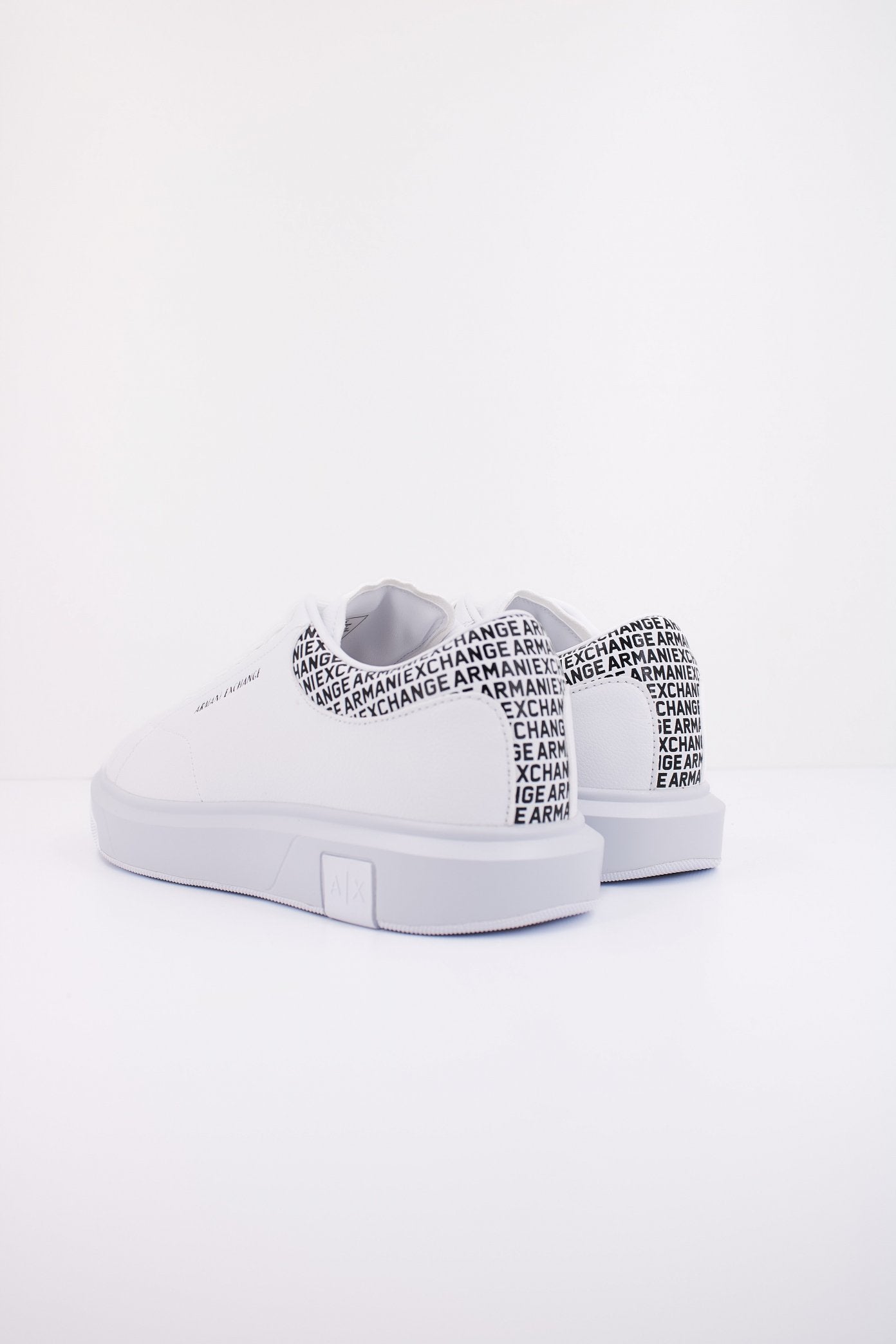 ARMANI EXCHANGE XUX XV  en color K  (4)