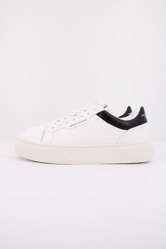 ARMANI EXCHANGE XUX XV en color N  (1)
