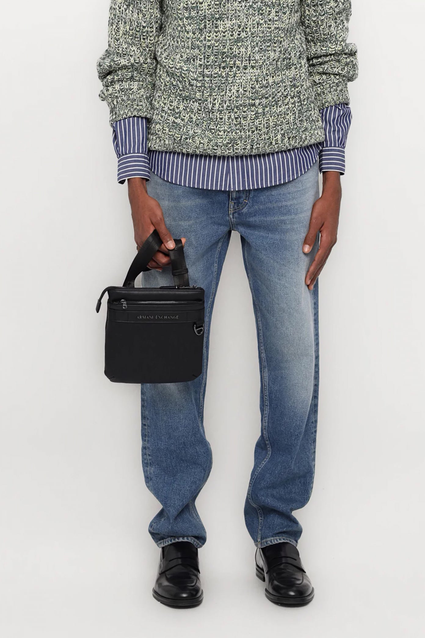 ARMANI EXCHANGE  MESSENGER BAG  en color MC  (4)