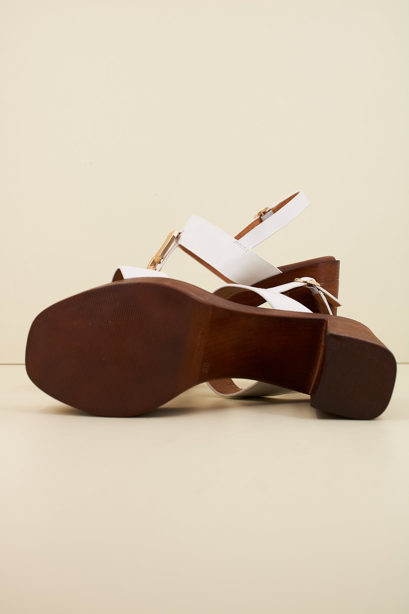 REPO R  en color BIANCO  (4)