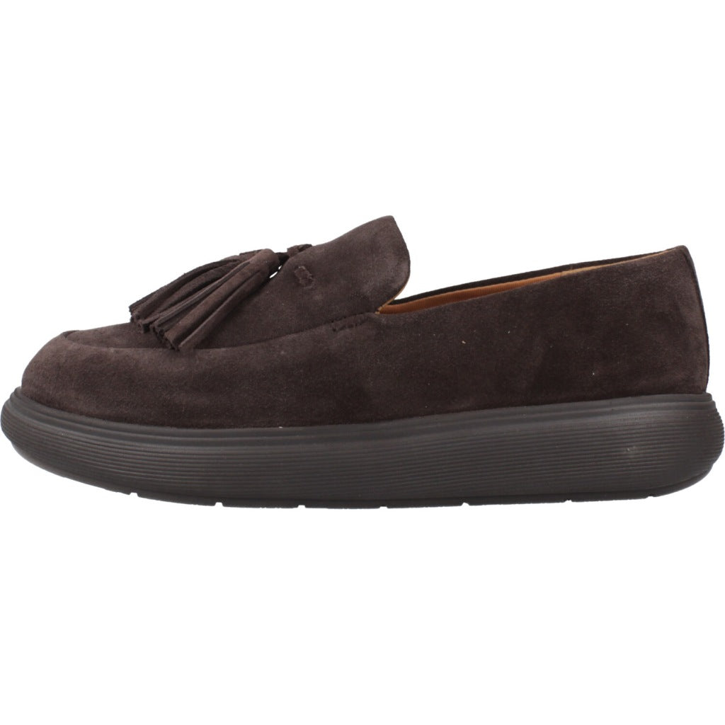 FITFLOP COMFF TASSEL SUEDE L en color BROWN  (2)