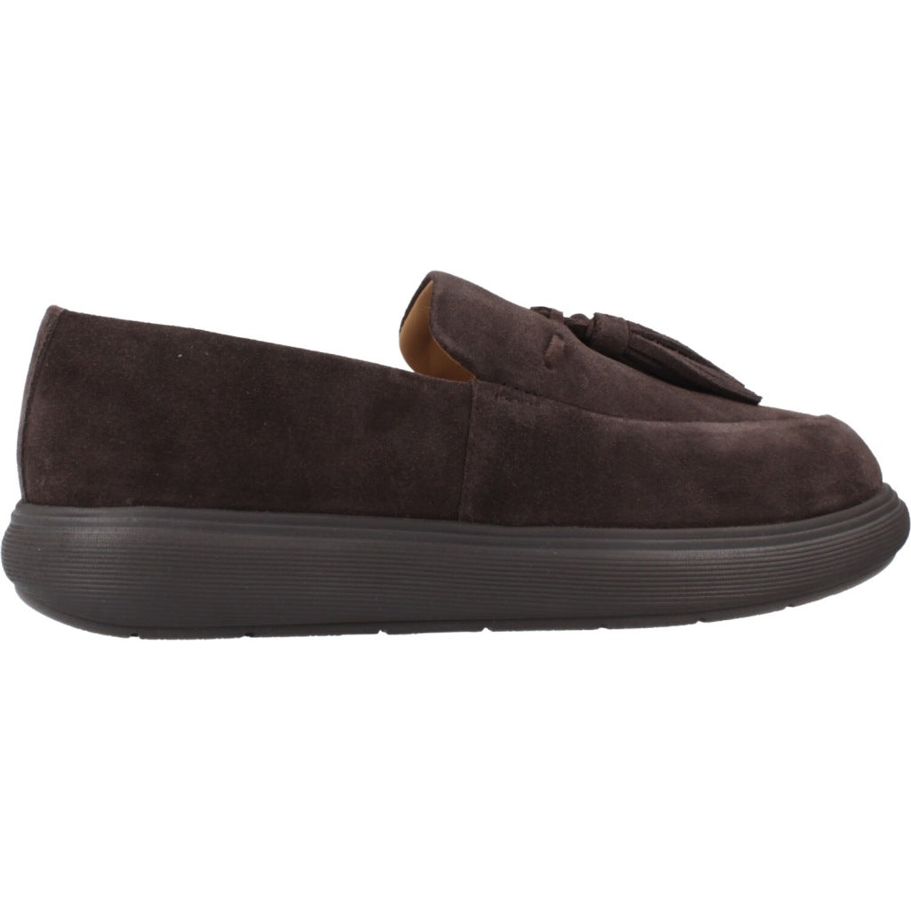 FITFLOP COMFF TASSEL SUEDE L en color BROWN  (4)
