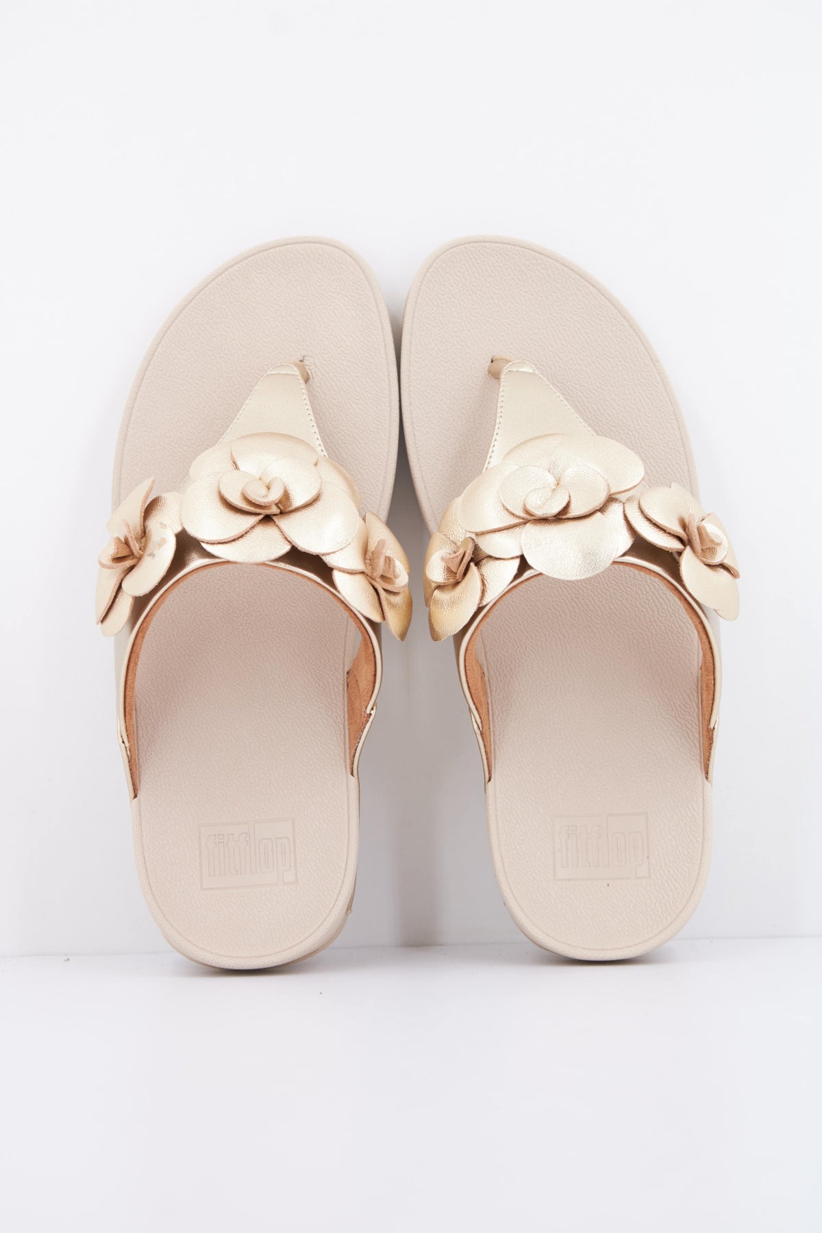 FITFLOP LULU FLOWER en color PLATINO  (3)