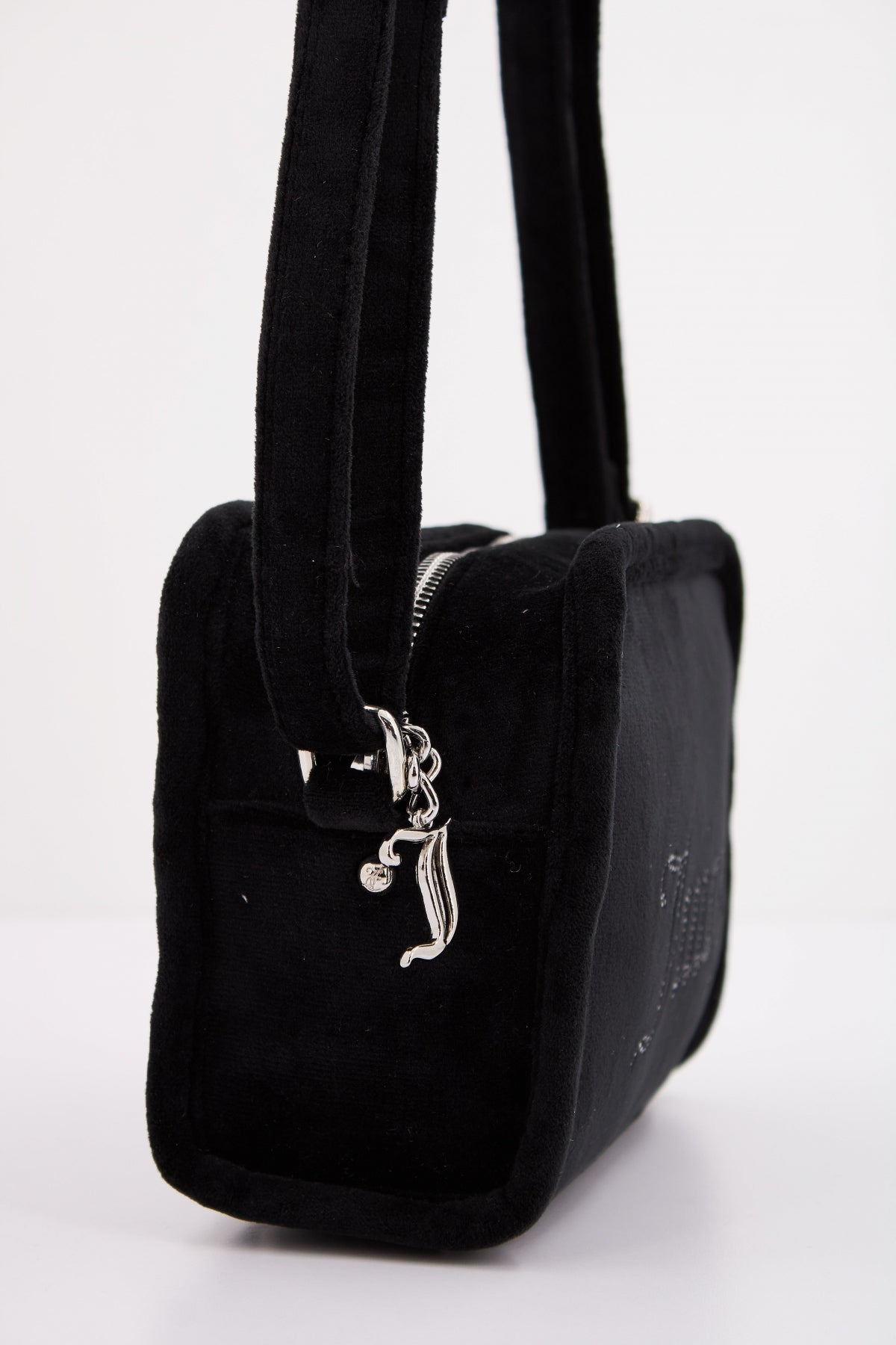 JUICY COUTURE  KIMBERLY CROSSBODY en color BLACK  (4)