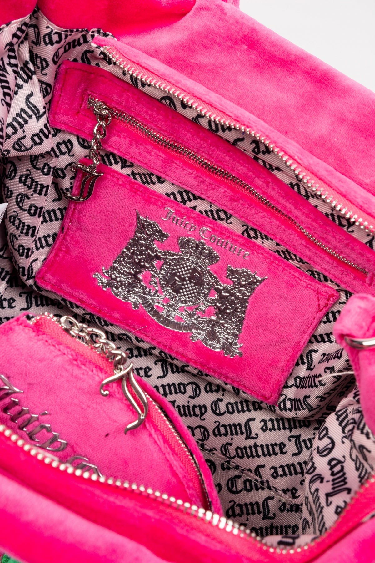 JUICY COUTURE IRIS PATCH VELVET M en color RSBRRY  (3)