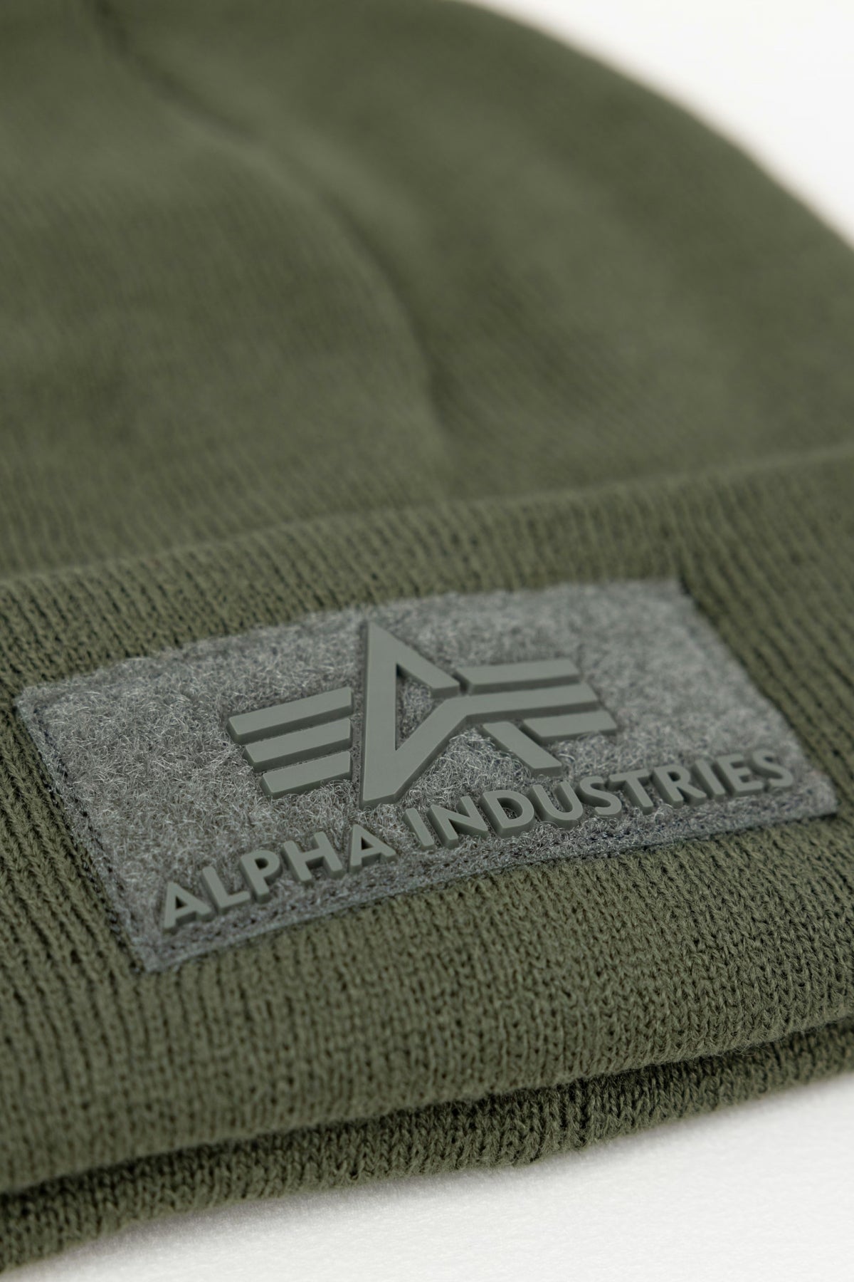 ALPHA INDUSTRIES VLC BEANIE en color DRKGRN  (3)